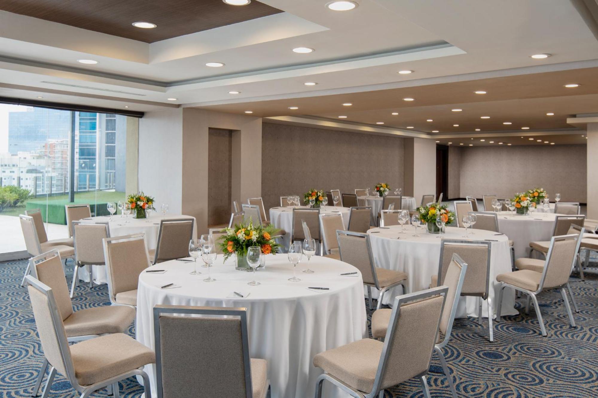 Embassy Suites By Hilton Σάντο Ντομίγκο Εξωτερικό φωτογραφία